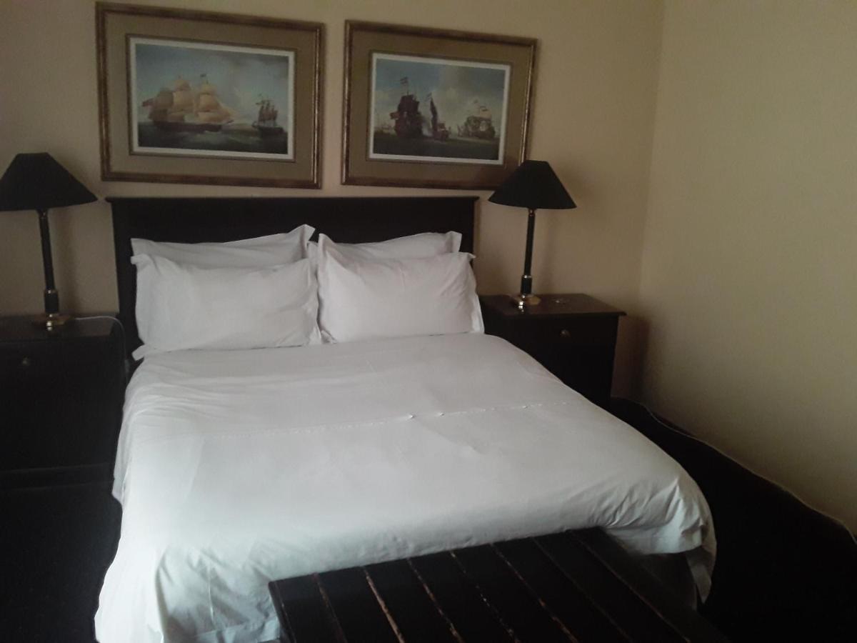 King'S Tide Guesthouse Port Elizabeth Buitenkant foto